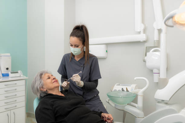 Best Emergency Dental Care for Broken or Chipped Teeth in Evergreen Park, IL