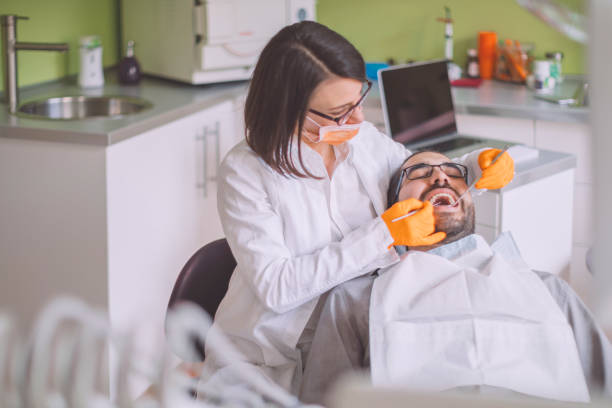 Best Emergency Gum Treatment in Evergreen Park, IL